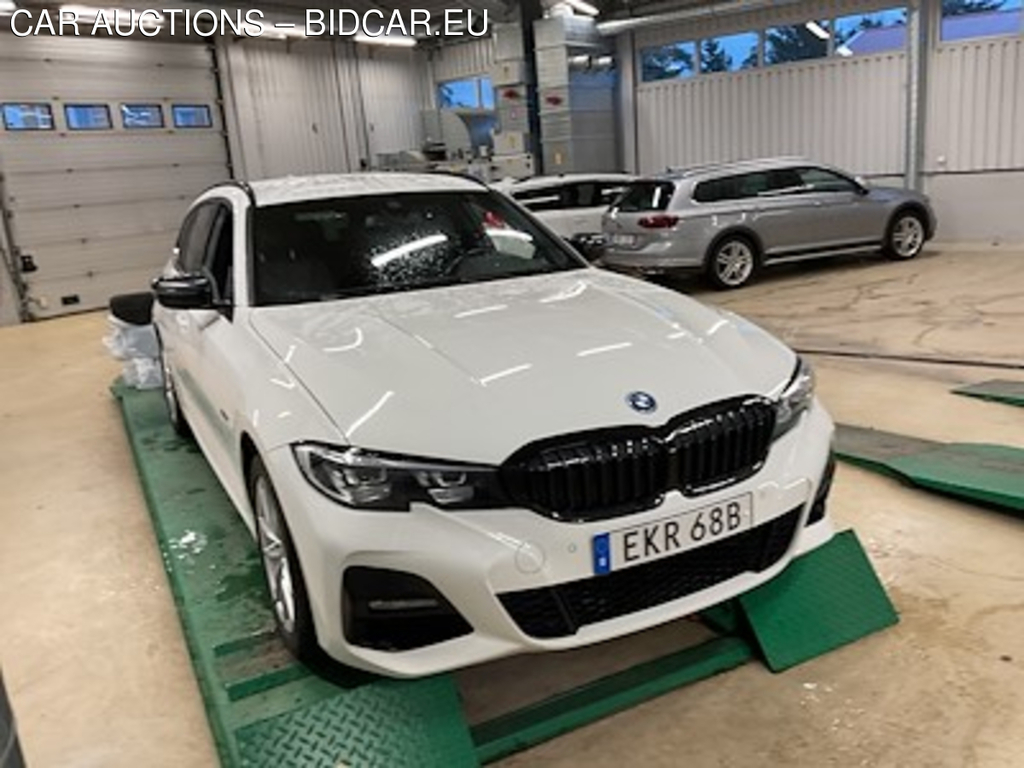 BMW 3-serie 330e xDrive M Sport Drag HiFi