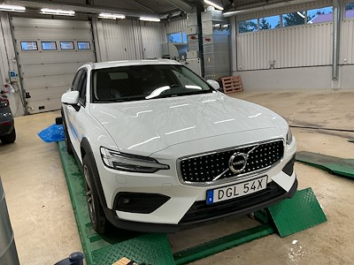 Volvo V60 cross country Cross Country B4 197hk AWD Adv Navi Pro Edt Aut Lader Drag