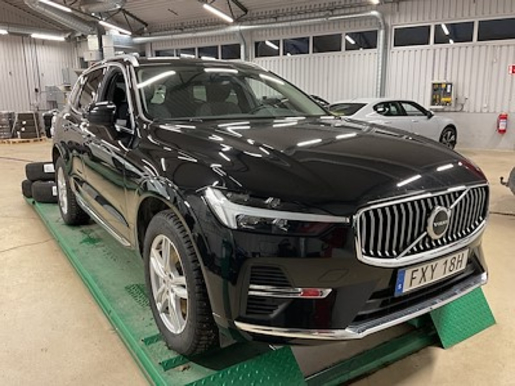 Volvo Xc60 Recharge T6 AWD 350hk Core Bright Drag Pilot Assist