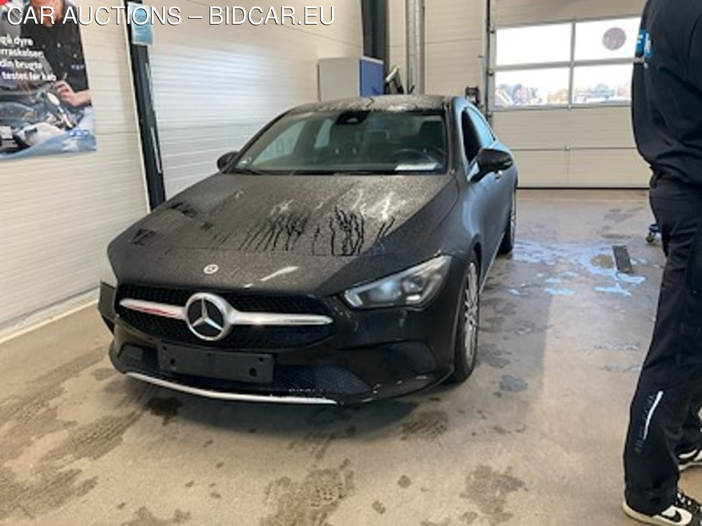 Mercedes-Benz CLA 2.0 CLA 200 D BUSINESS DCT UA!