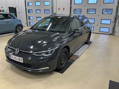 Volkswagen GOLF 2,0 TDI SCR 150 DSG(7) Style ST UA!