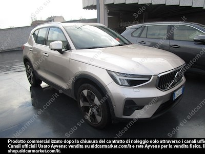 Volvo xc40 B3 automatico ultimate bright -