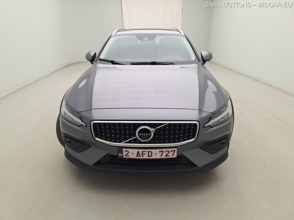 Volvo V60-crosscountr 2.0 18. VOLVO V60 CROSS COUNTRY B4 4X4 GEARTRONIC CROSS CO, 2021