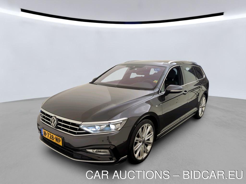 Volkswagen Passat variant 1.4 1.5 TSI 150PK DSG R-LINE BUSINESS+ COMFORT STYLE H&amp;K TREKHAAK, 2021