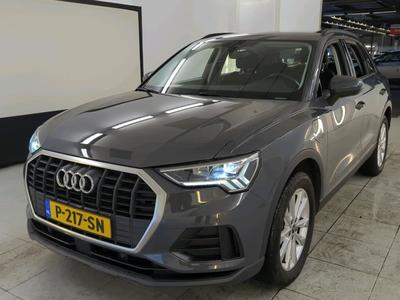 Audi Q3 1.3 45 TFSI E ADVANCED EDITION, 2022