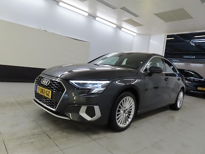 Audi A3 limousine 30 TFSI S tronic Advanced edition 4d