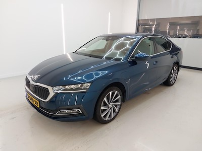 Skoda OCTAVIA 1.4 TSI iV PHEV DSG Business Edition Pl 5d