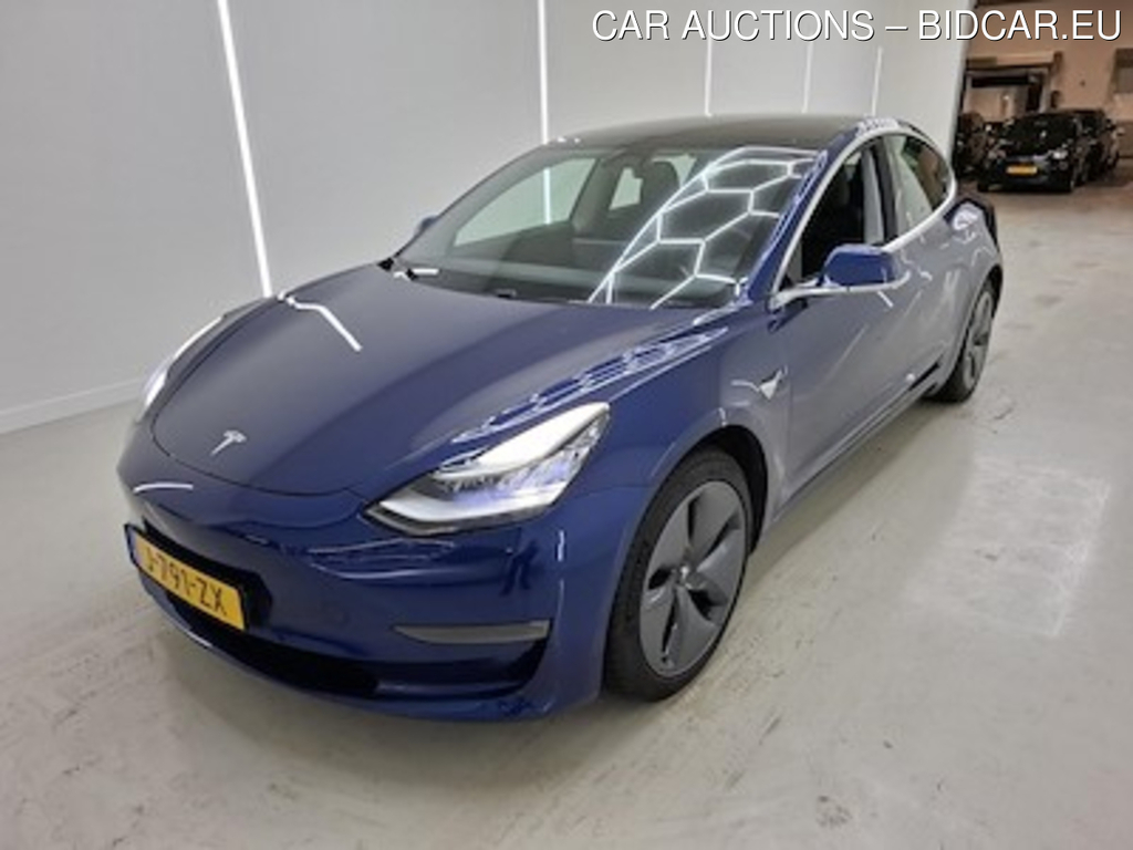 Tesla Model 3 Long Range Dual Motor AWD 4d