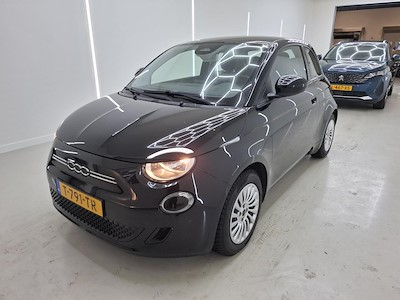 Fiat 500e 42kWh Urban 3d