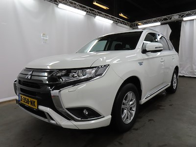 Mitsubishi Outlander PHEV Pure 5d