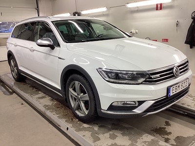 Volkswagen Passat Alltrack TDI 190hk 4M Executive Edt DSG Dragpkt Lader Cockpit