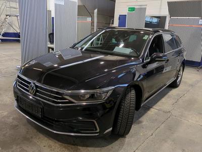 Volkswagen Passat 1.4 VARIANT 1.4 TSI PLUG-IN-HYBRID DSG, 2021