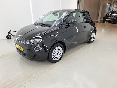 Fiat 500e 42kWh Urban 3d
