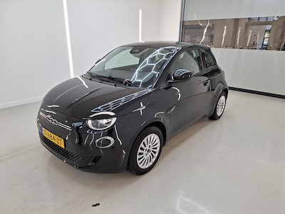 Fiat 500e 42kWh Urban 3d