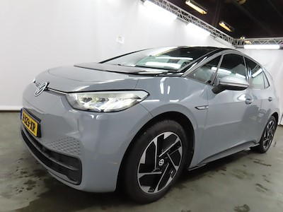 Volkswagen ID.3 58kWh 1st auto