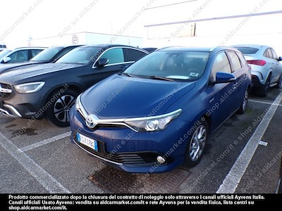 Toyota auris touring sports hybrid business -