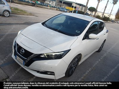 Nissan leaf acenta 40kwh hatchback 5-door -