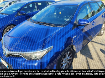 Toyota auris touring sports hybrid business -