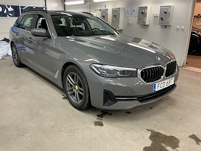 BMW Series 5 520d Touring 190hk Connected Drag