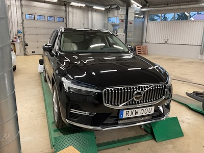 Volvo XC60 Recharge T6 AWD Core bright Drag