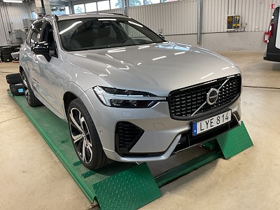 Volvo XC60 Recharge T6 AWD Ultimate Dark VOC Drag Pano