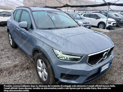 Volvo xc40 T2 automatico momentum core -