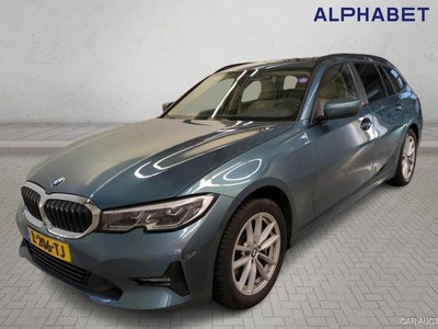 BMW 330 iA 190kW xDrive touring, 2021