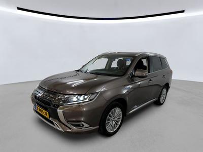 Mitsubishi Outlander 2.3 2.4 PHEV 224PK PURE+, 2021