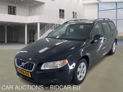 Volvo V70 1.9 2.0D MOMENTUM, 2008