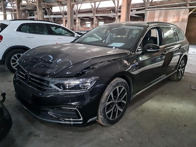 Volkswagen Passat 1.4 TSI MSQ VARIANT GTE BUSINESS