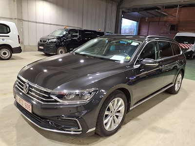 Volkswagen Passat variant 1.4 TSI MSQ VARIANT GTE BUSINESS