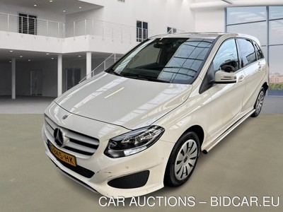 Mercedes-Benz B-klasse 2.1 220 D AMBITION, 2020