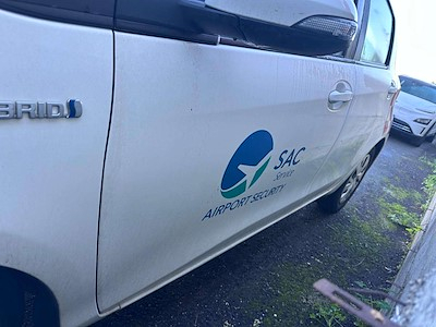 Toyota yaris PC 1.5 hybrid business -