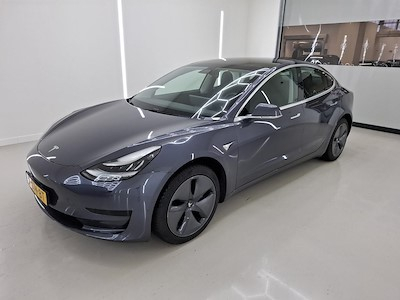 Tesla Model 3 Standard Range Plus RWD 4d