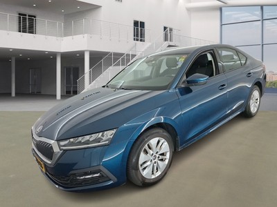Skoda Octavia 0.9 1.0 E-TSI BUSINESS EDITION, 2023