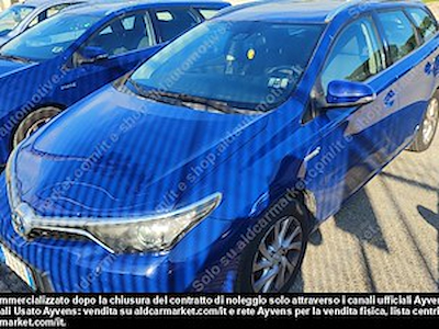 Toyota auris touring sports hybrid business -