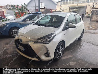 Toyota yaris 1.5 hybrid style hatchback -