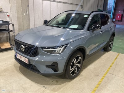 Volvo XC40 1.5 T2 PLUS DARK DESIGN AUTO