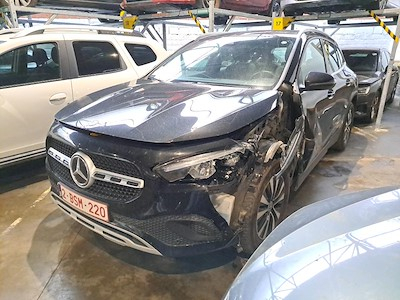 Mercedes-Benz GLA 1.3 GLA 180 DCT BUSINESS SOLUTION
