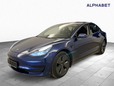 Tesla Model 3 Standard Reichweite Plus Hinterradantrieb, 2021