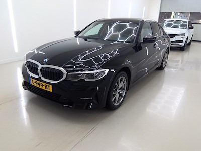 BMW 3-serie sedan 318iA High Executive
