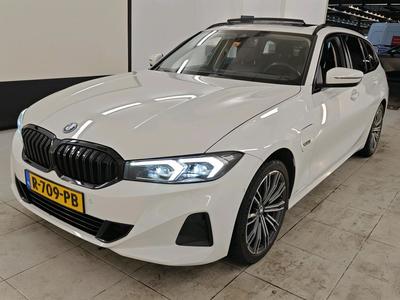 BMW 3-SERIE TOURING 1.9 320E, 2022