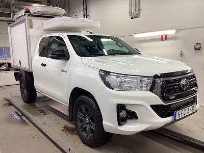 Toyota Hilux Extra Cab 150hk AWD Invincible Backkamera Drag Pabyggnation