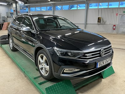 Volkswagen Passat Alltrack 2.0 TDI 4M 200hk Executive Drag Lader Cockpit Varmare
