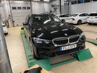 BMW 3-serie 330e Touring 292hk Sport line