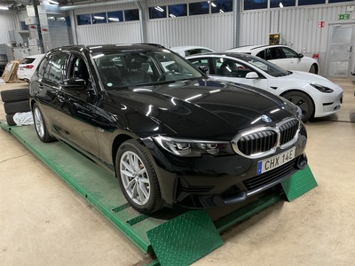 BMW Series 3 330e 292hk Sport Line Touring