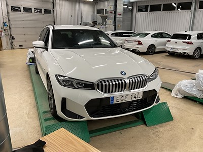 BMW Series 3 330e xDrive Touring 292hk M Sport