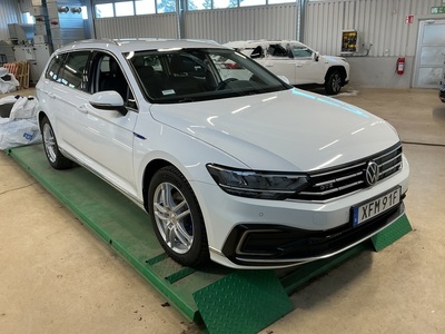 Volkswagen Passat GTE 218hk SC DSG Dragpkt Varmare Backkamera