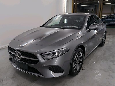 Mercedes-Benz A-class limousine 1.3 A 250 E PHEV BUSINESS LINE DCT