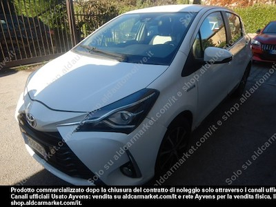 Toyota yaris 1.5 hybrid active hatchback -